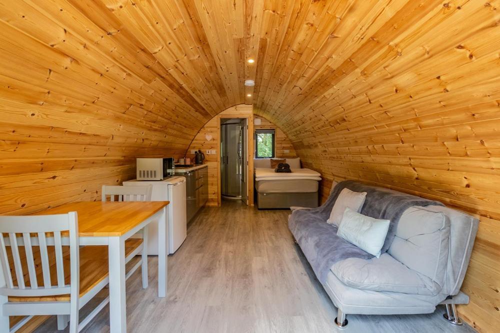 Mount Hillary Holiday Pods Cork Eksteriør bilde