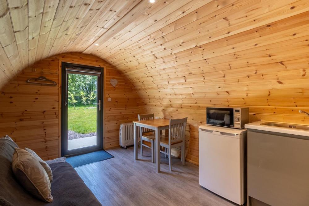 Mount Hillary Holiday Pods Cork Eksteriør bilde